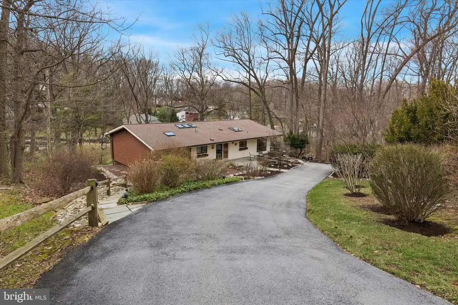 610 Arlyn Cir, Wayne, PA 19087 - #2