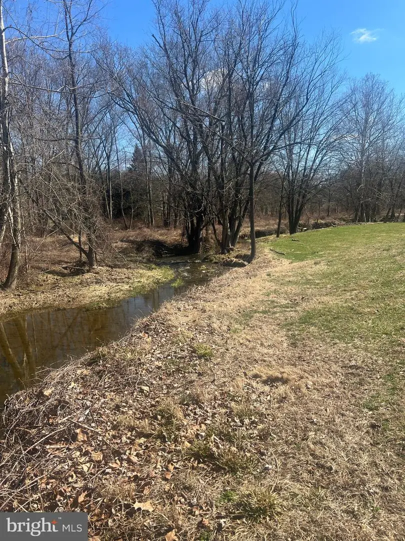 223 W Woodview Rd, West Grove, PA 19390 - #2