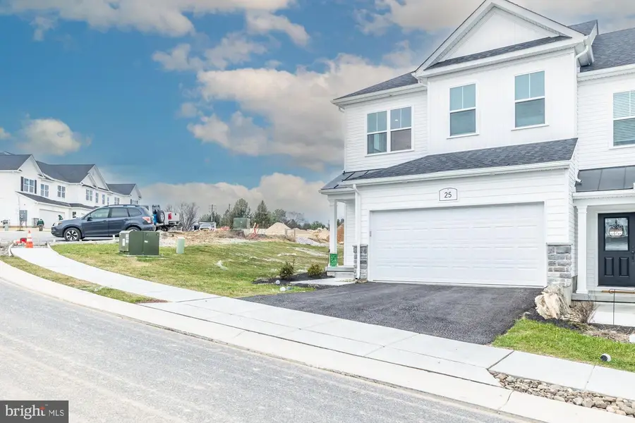 25 Valley Oak Rd, Glenmoore, PA 19343 - #2