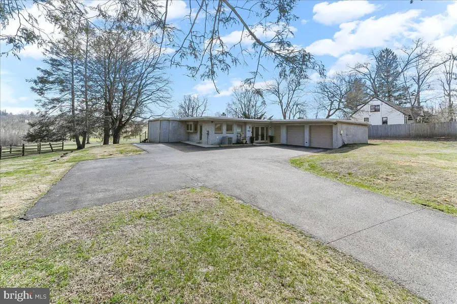 1056 Lenape Rd, West Chester, PA 19382 - #3