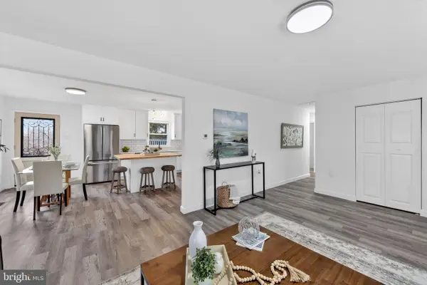 2011 E Kings Hwy, COATESVILLE, PA 19320