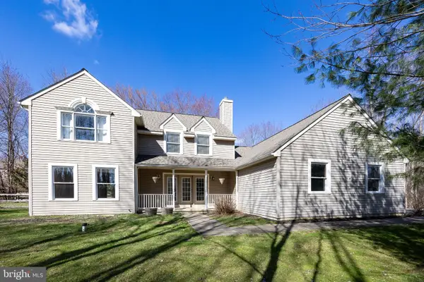 7 Warren Cir, GLENMOORE, PA 19343