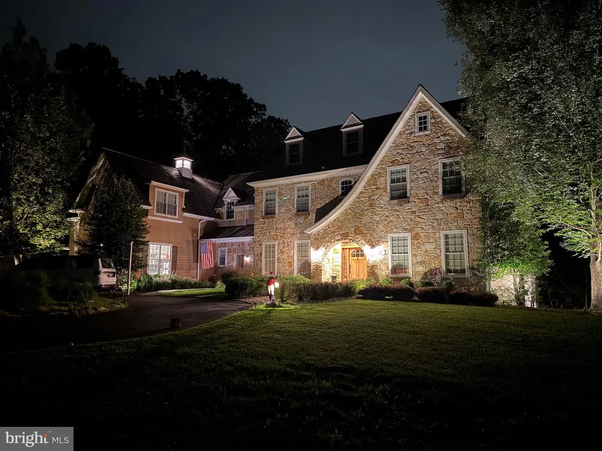 2300 Old Sentinel Trl, Malvern, PA 19355 - #1