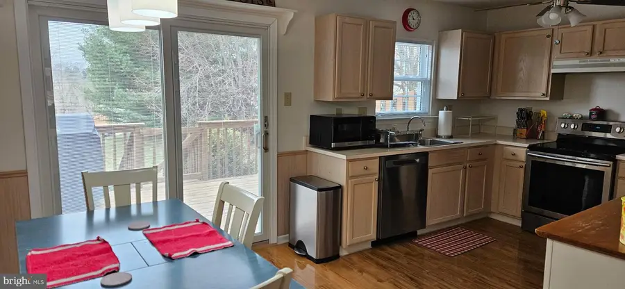 830 Amber Ln, West Chester, PA 19382 - #3