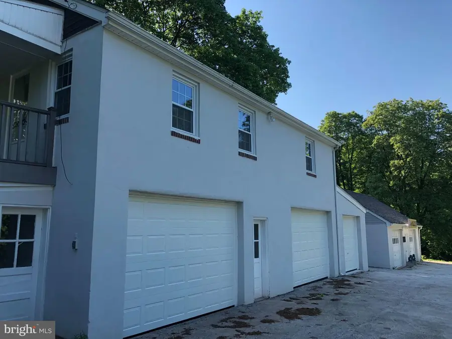 601 Vincent St, Spring City, PA 19475 - #2