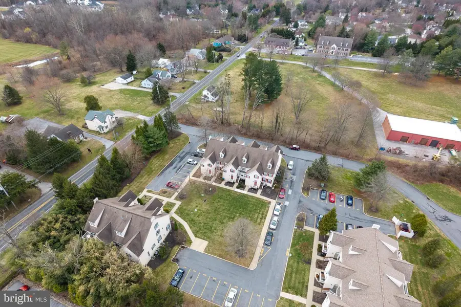 206 Riverbirch Cir #401, Kennett Square, PA 19348 - #2