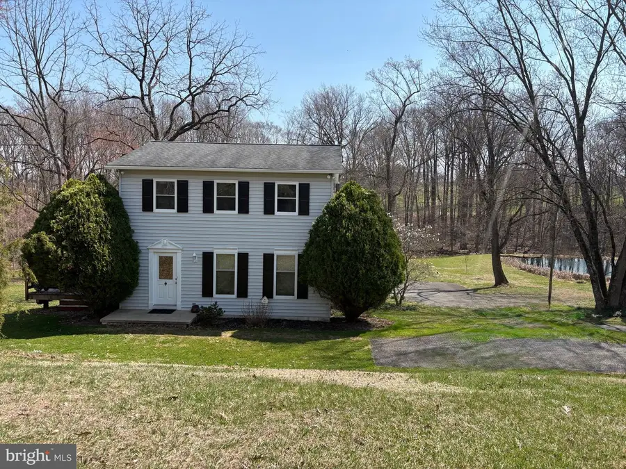 8 Briar Chase Rd, West Grove, PA 19390 - #3