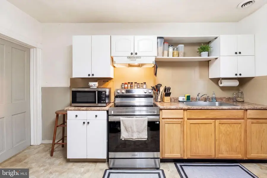 537-539 W 1st Ave, Parkesburg, PA 19365 - #3