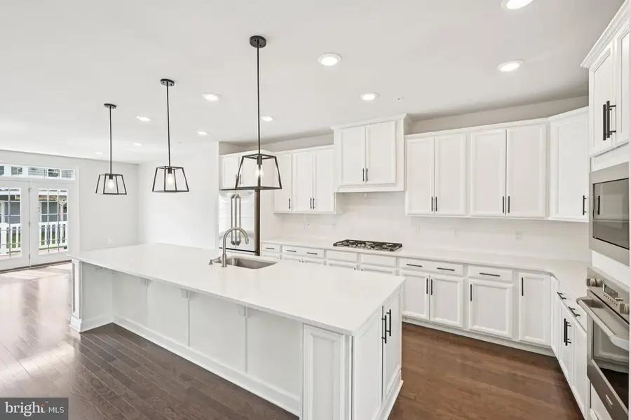 833 Stonecliffe Rd, Malvern, PA 19355 - #3