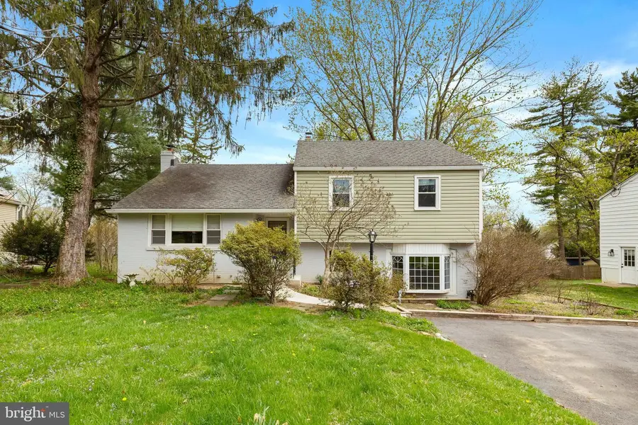 137 Waterloo Ave, Berwyn, PA 19312 - #2