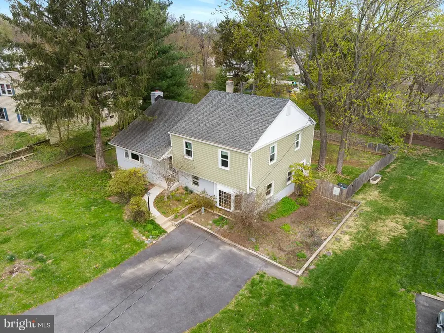 137 Waterloo Ave, Berwyn, PA 19312 - #3