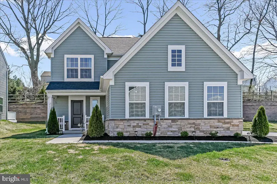 215 Sloan Dr, Coatesville, PA 19320 - #2