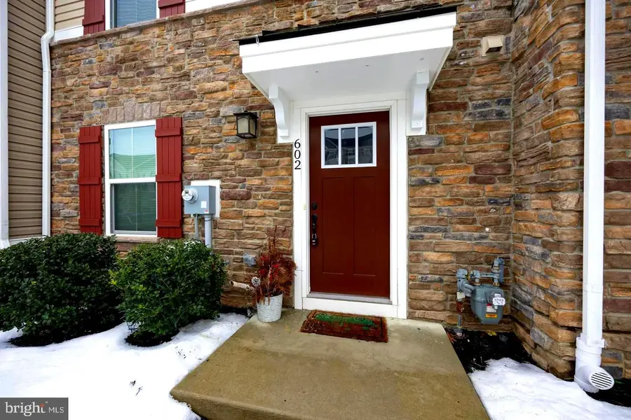 602 Holywell Dr, Malvern, PA 19355 - #3