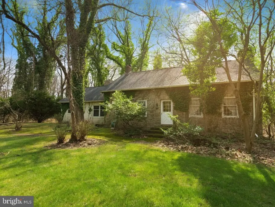 1258 Jaine Ln, Chester Springs, PA 19425 - #2