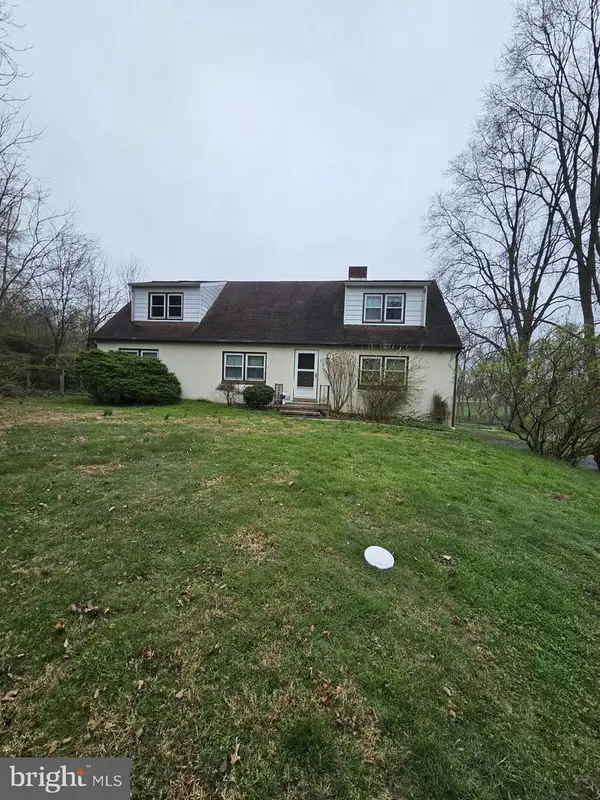 2004 Kings Row Rd, OXFORD, PA 19363