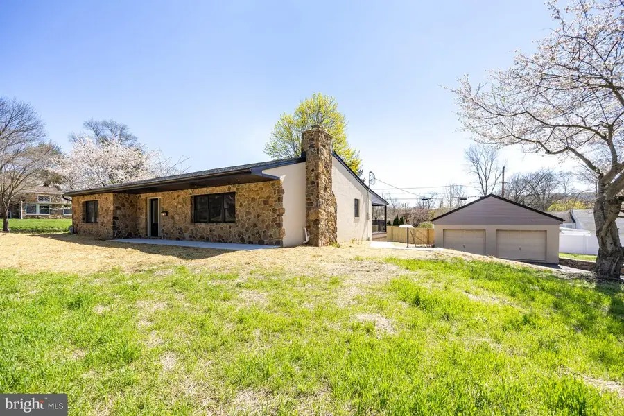 504 W Lafayette St, West Chester, PA 19380 - #2