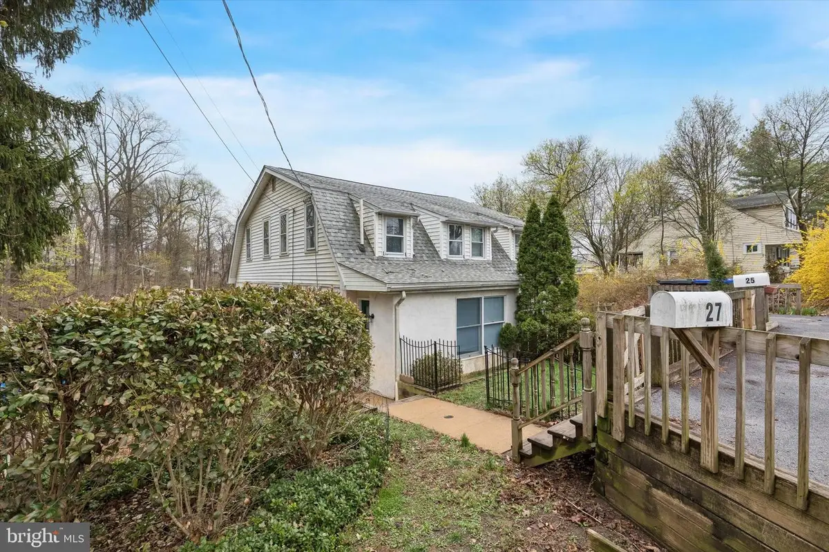 27 Woodbine Ave, Paoli, PA 19301 - #1