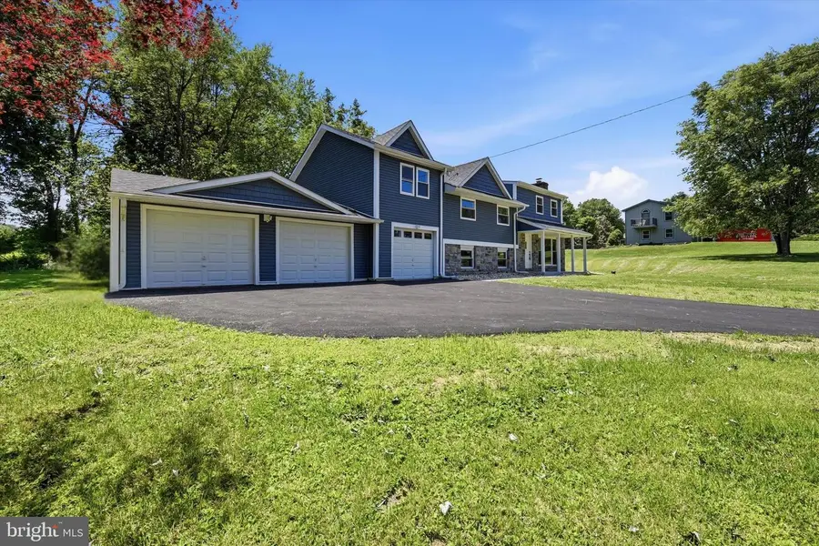 1376 College Hill Dr, Cheyney, PA 19319 - #2
