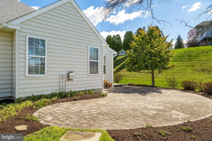 136 Haslan Ln, Coatesville, PA 19320 - #3