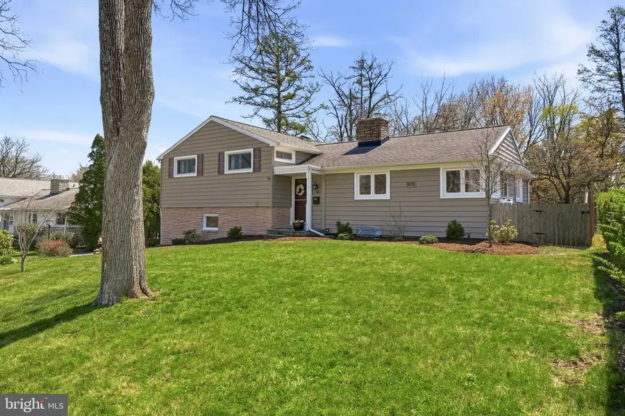 56 Cobblestone Dr, Paoli, PA 19301 - #2