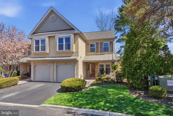 1604 Cotswald Ct #1604, WEST CHESTER, PA 19382