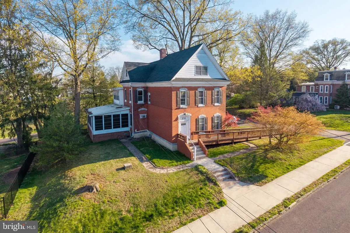 270 Broad St, Spring City, PA 19475 - #1