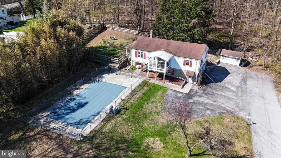 2512 Grandview Rd, Coatesville, PA 19320 - #3