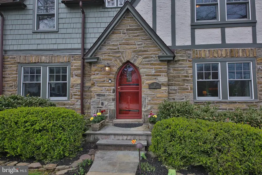20 Hillside Rd, Wayne, PA 19087 - #3