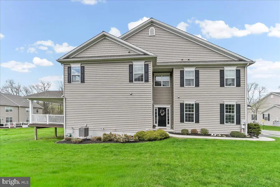 56 New Village Greene Dr, Honey Brook, PA 19344 - #3