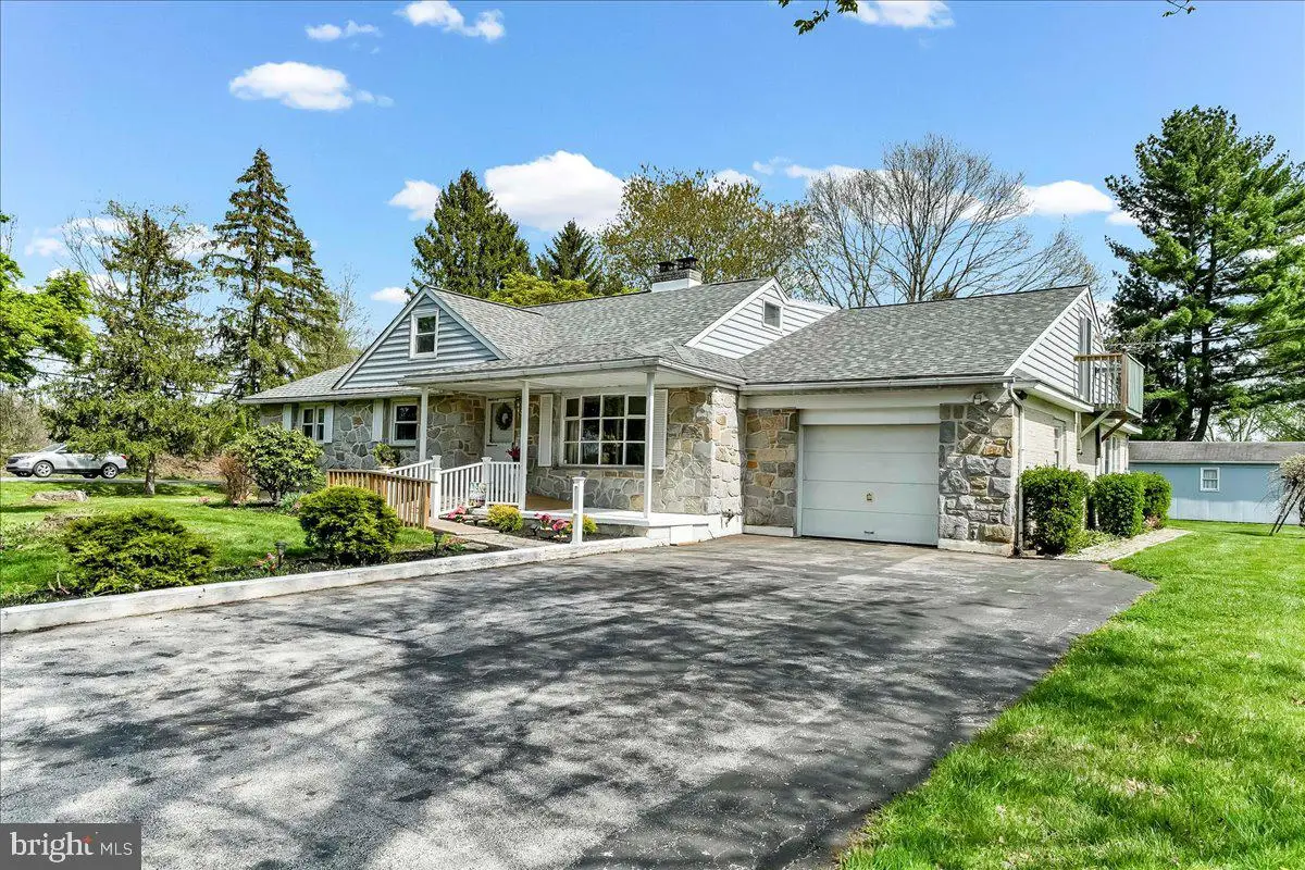 2 Marian Rd, Phoenixville, PA 19460 - #1