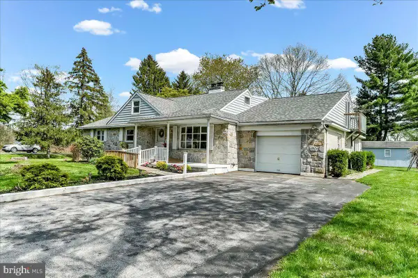 2 Marian Rd, PHOENIXVILLE, PA 19460