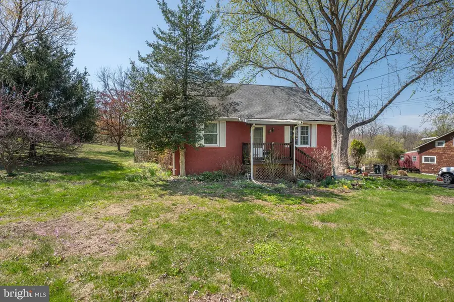 20 Cromby Rd, Phoenixville, PA 19460 - #2