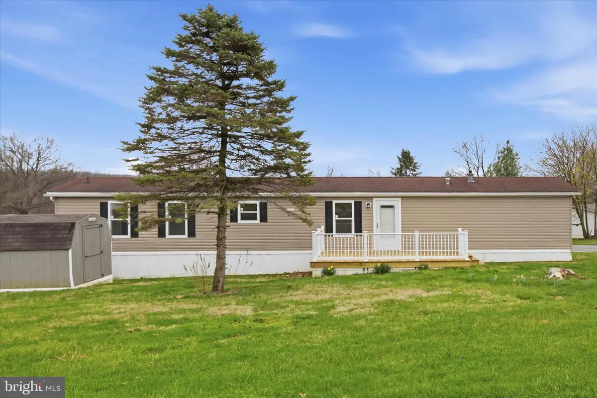 201 Michael Rd, Honey Brook, PA 19344 - #1