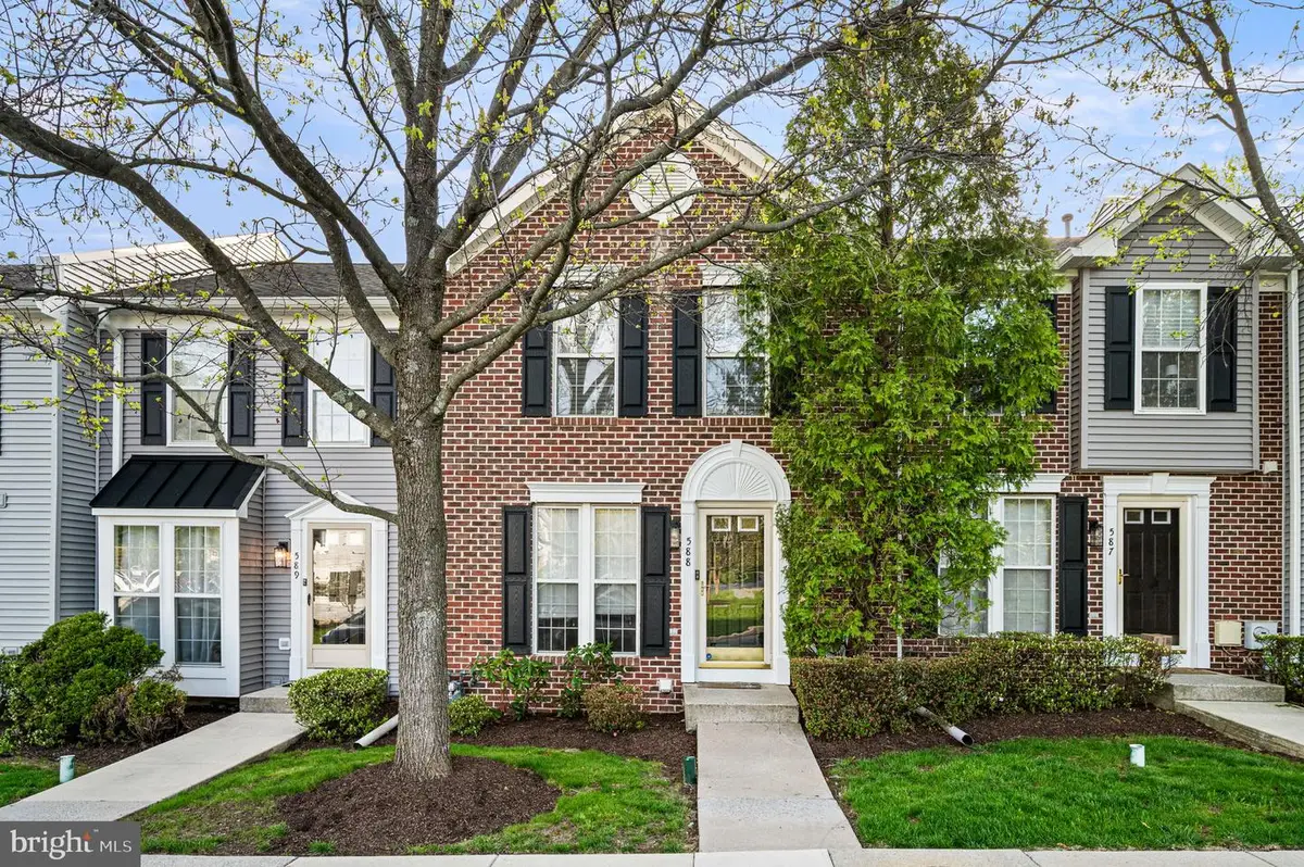 588 Coach Hill Ct, West Chester, PA 19380 - #1