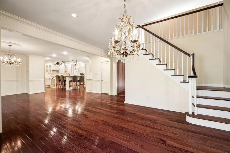 346 N Woodmont Dr, Downingtown, PA 19335 - #3