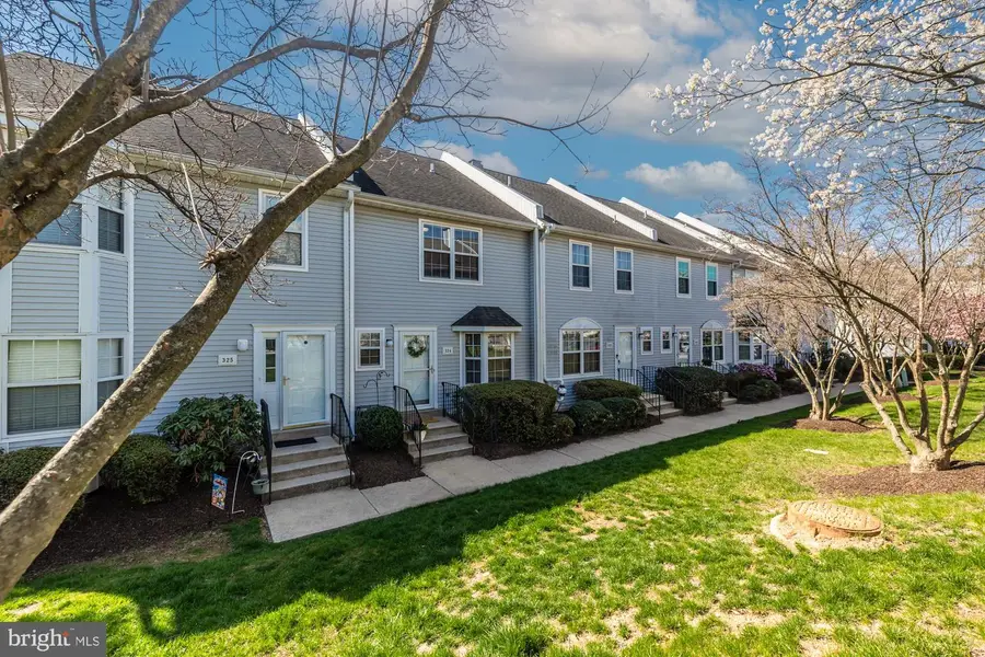 324 Huntington Ct, West Chester, PA 19380 - #3