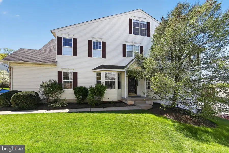 157 Fringetree Dr, West Chester, PA 19380 - #2