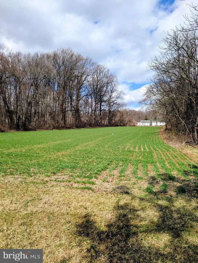 539 N Octorara Trl, Parkesburg, PA 19365 - #1