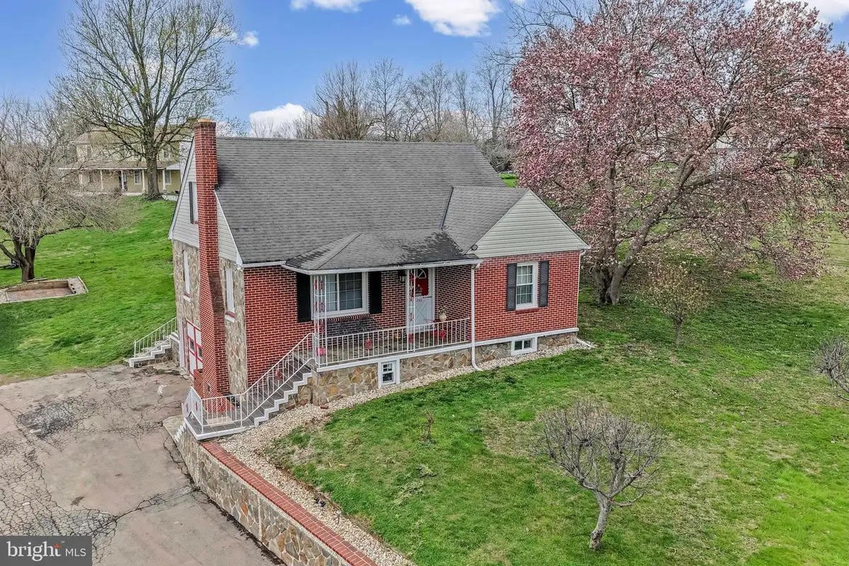 253 N Guernsey Rd, West Grove, PA 19390 - #1