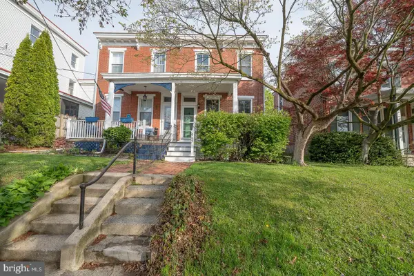 447 W Gay St, WEST CHESTER, PA 19380