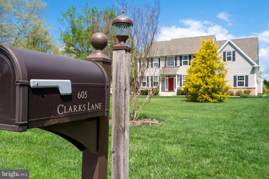605 Clarks Ln, West Chester, PA 19382 - #2