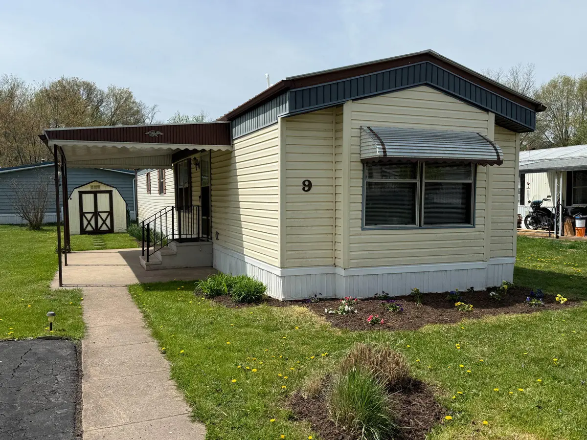 9 Birch Dr, Spring City, PA 19475 - #1