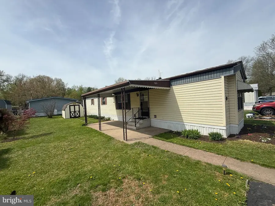 9 Birch Dr, Spring City, PA 19475 - #2