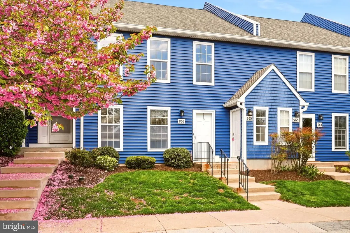 965 Roundhouse Ct, West Chester, PA 19380 - #1