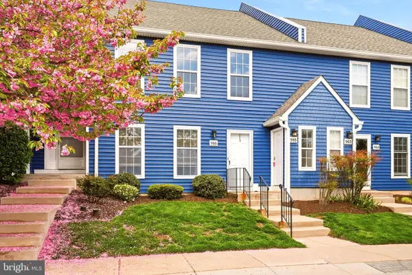 965 Roundhouse Ct, WEST CHESTER, PA 19380