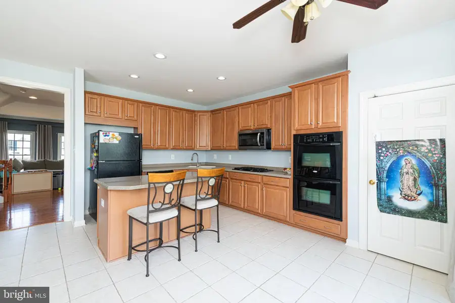 71 N Savanna Dr, Pottstown, PA 19465 - #3