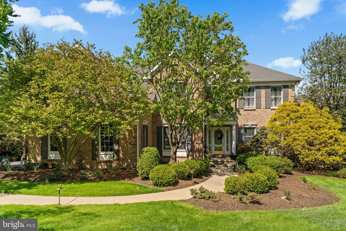 120 Pembrooke Cir, Phoenixville, PA 19460 - #1