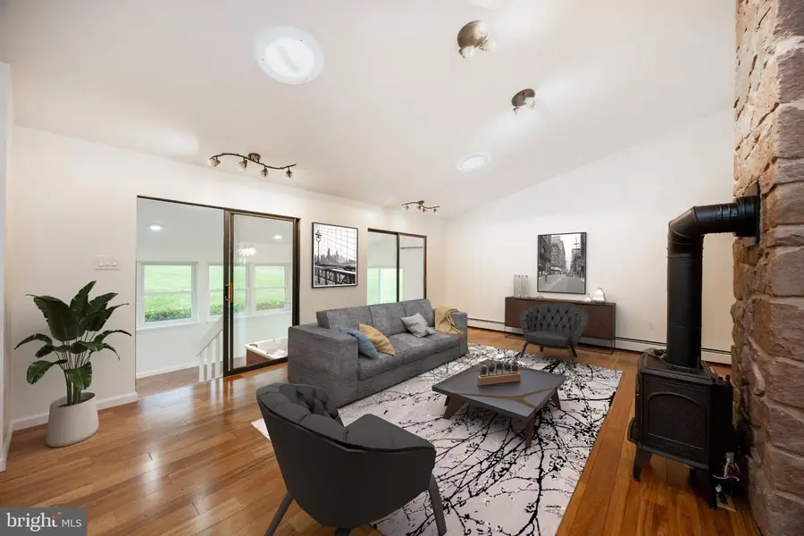 1241 Sheephill Rd, Pottstown, PA 19465 - #3