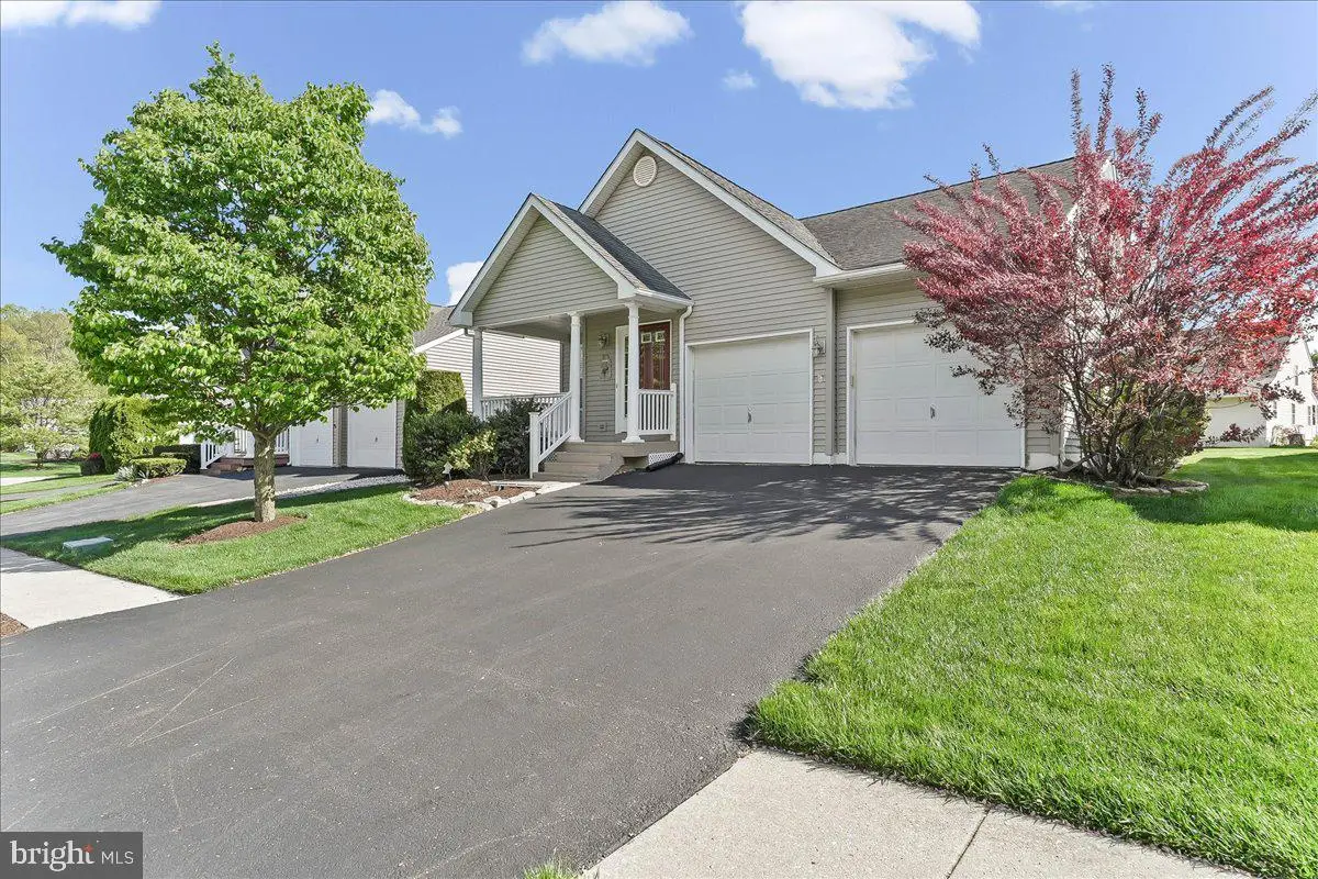 418 E Glenview Dr, West Grove, PA 19390 - #1