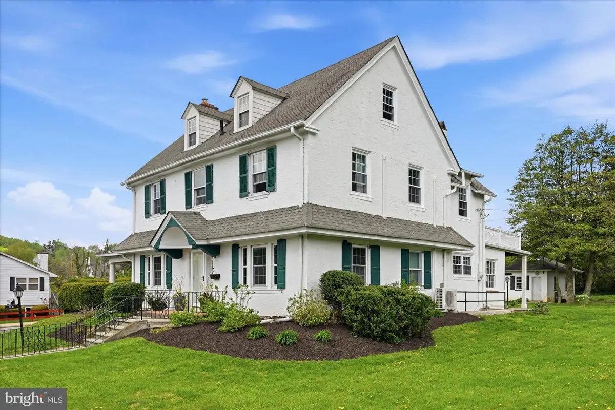 35 S 13th Ave, Coatesville, PA 19320 - #1